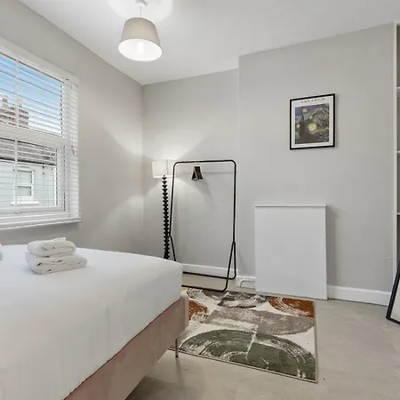 29 Carleton Street Newly Refurbished 2-bed Terraced In Pass The Keys Σπίτι διακοπών Γιορκ