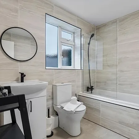 29 Carleton Street Newly Refurbished 2-bed Terraced In Pass The Keys Σπίτι διακοπών *